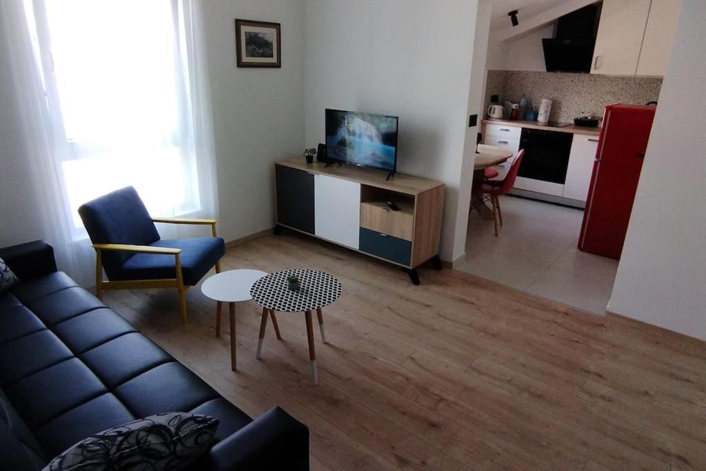 Cute Apartment Marla Art Close To Center Pula Exterior foto